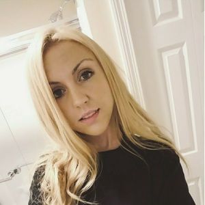 Meet your Posher, Gina